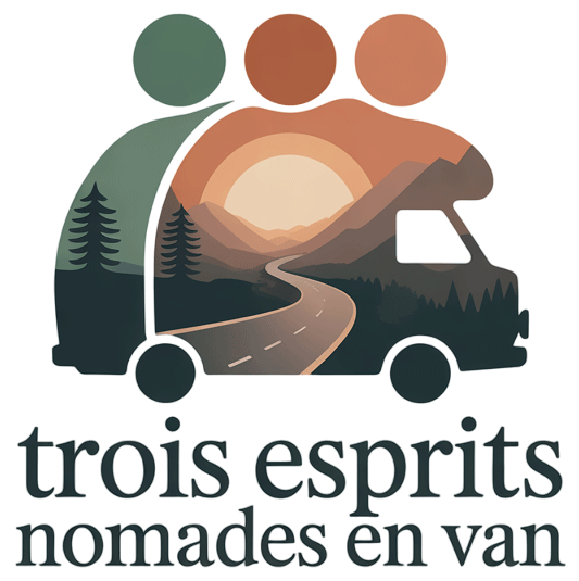 Trois Esprits Nomades en Van